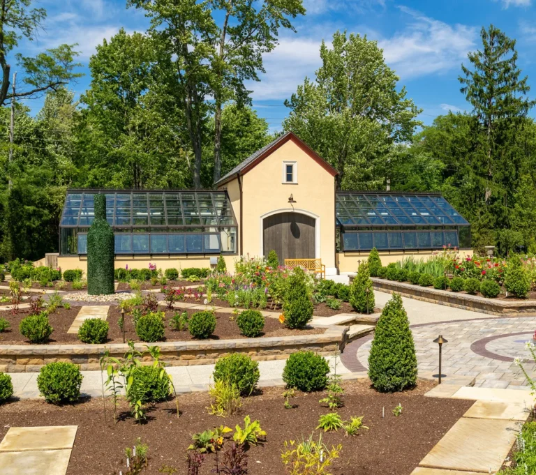 Commercial or institutional glass greenhouse structure for public spaces